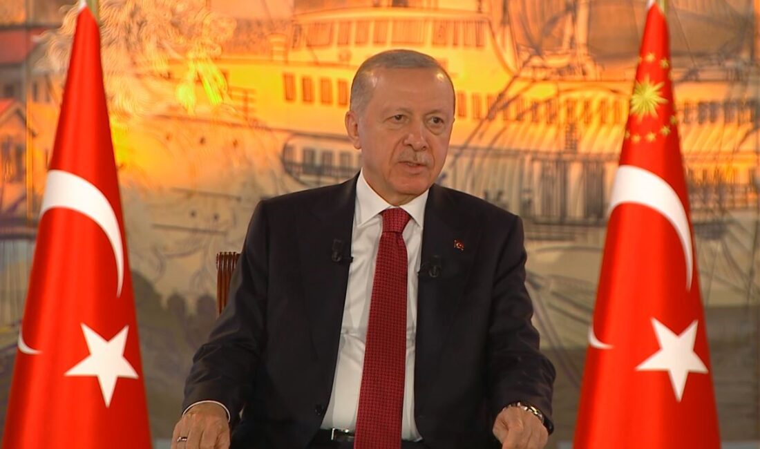 Cumhurbaşkanı Recep Tayyip Erdoğan, İstanbul'da gençlerle bir araya geldiği programda,