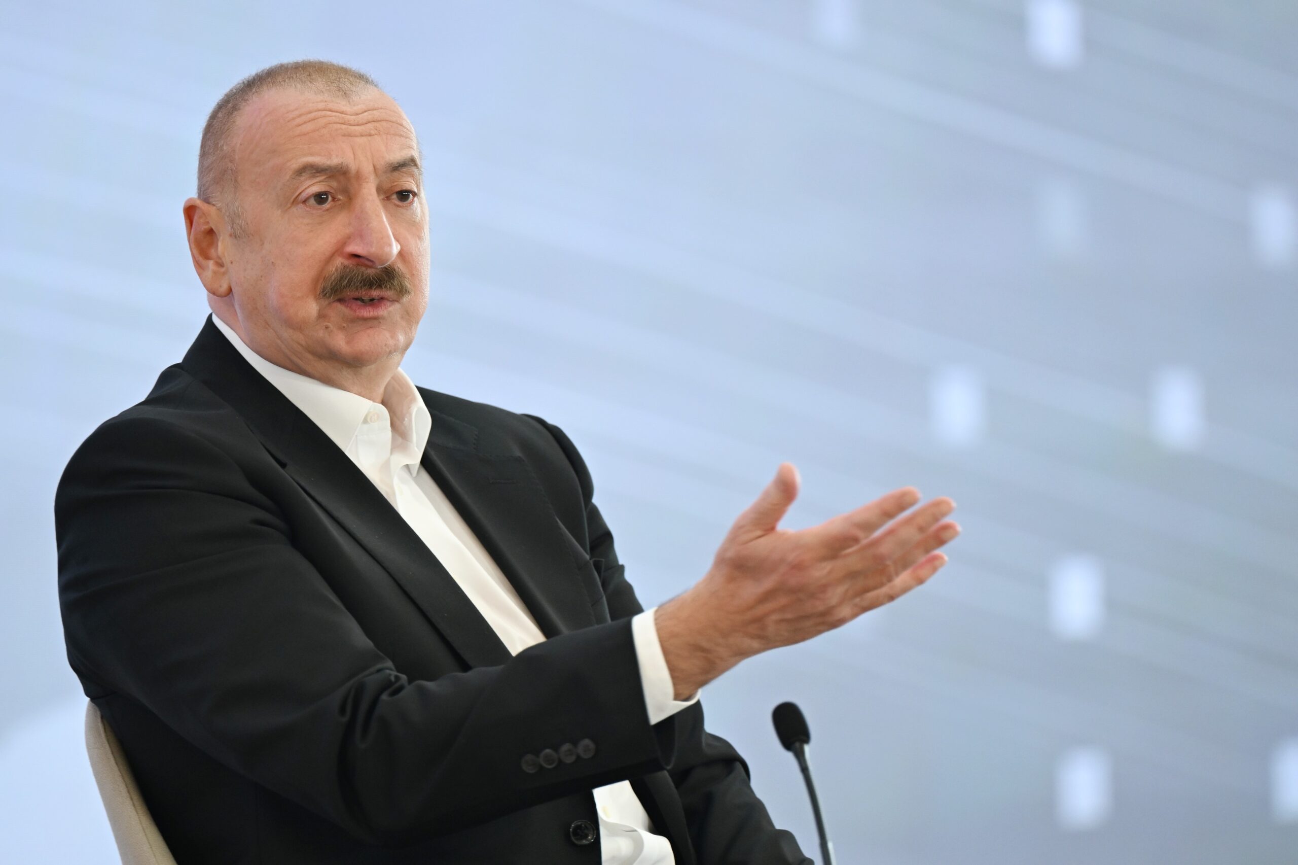 Azerbaycan Cumhurbaşkanı İlham Aliyev, Hankendi'de gerçekleştirilen 3. Şuşa Global Medya