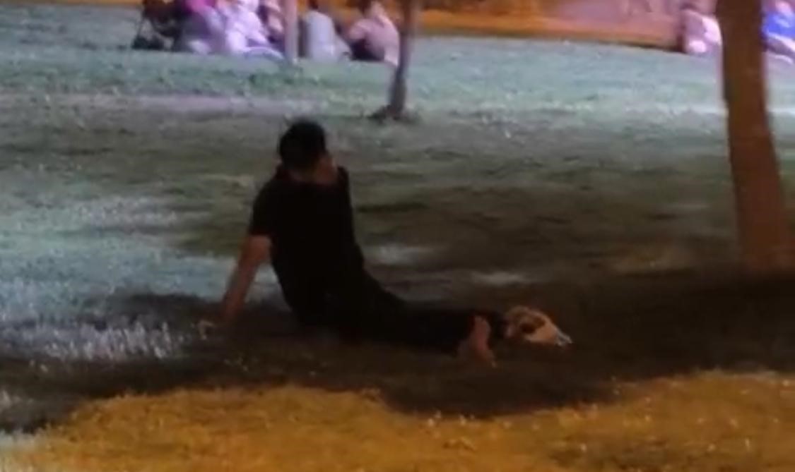 Batman'ın Seyitler Mahallesi'nde, uyuşturucu madde kullandığı iddia edilen gençlerin kamusal