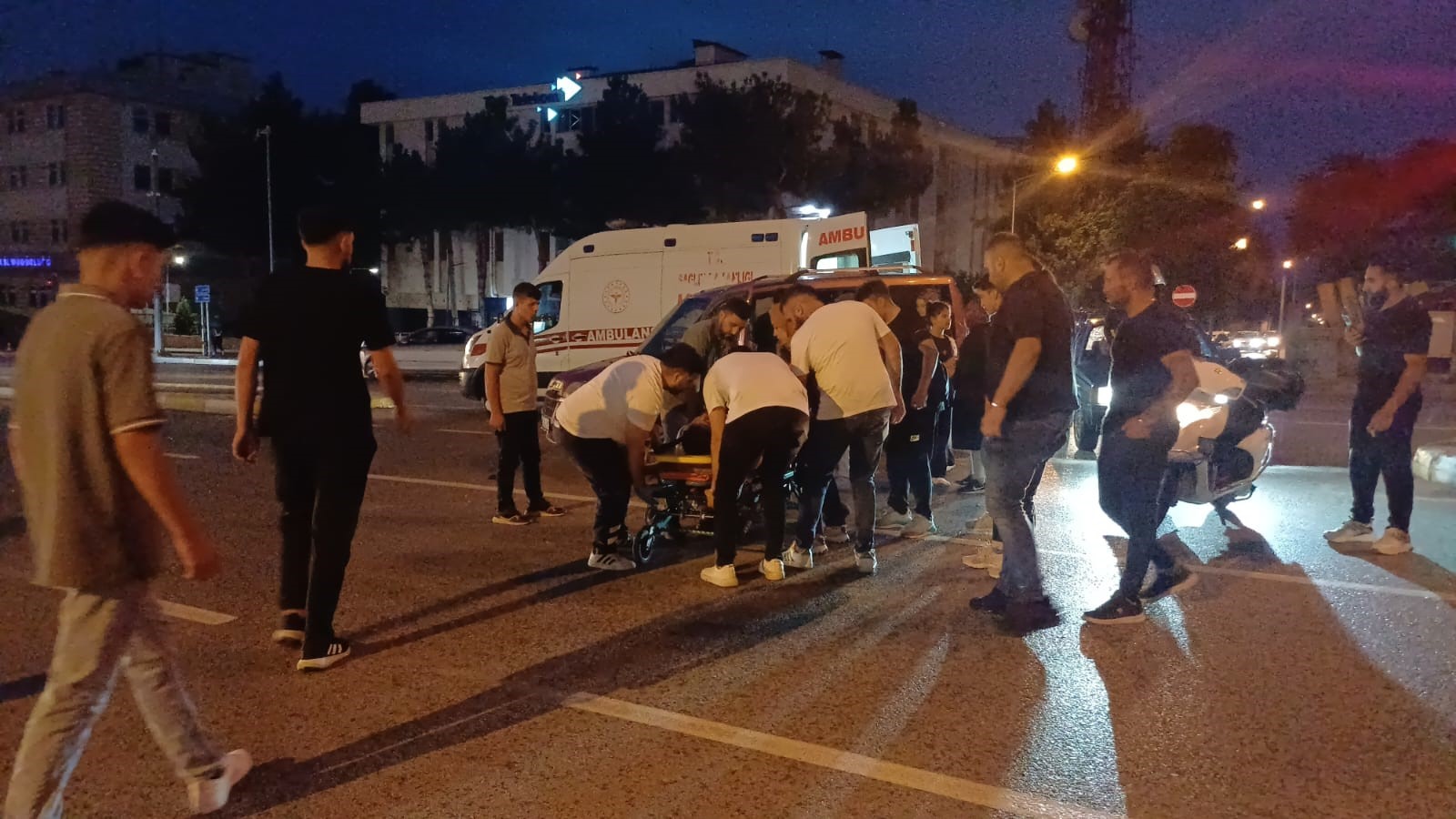 Motosiklet ile hafif ticari aracın çarpıştığı bir trafik kazasında, motosiklet