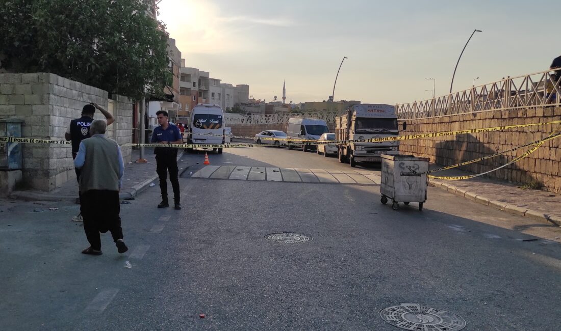 Şanlıurfa'nın Eyyübiye ilçesinde akraba aileler arasında çıkan tartışma, kısa sürede