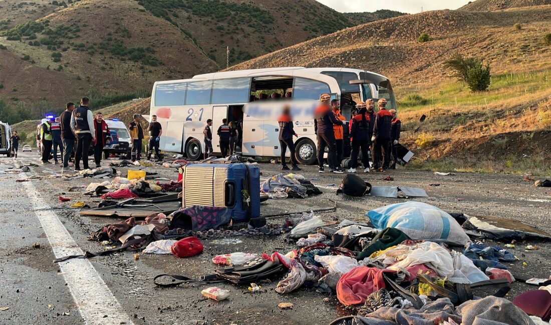 Sivas'ın İmranlı ilçesinde 4 kişinin hayatını kaybettiği ve 40 kişinin