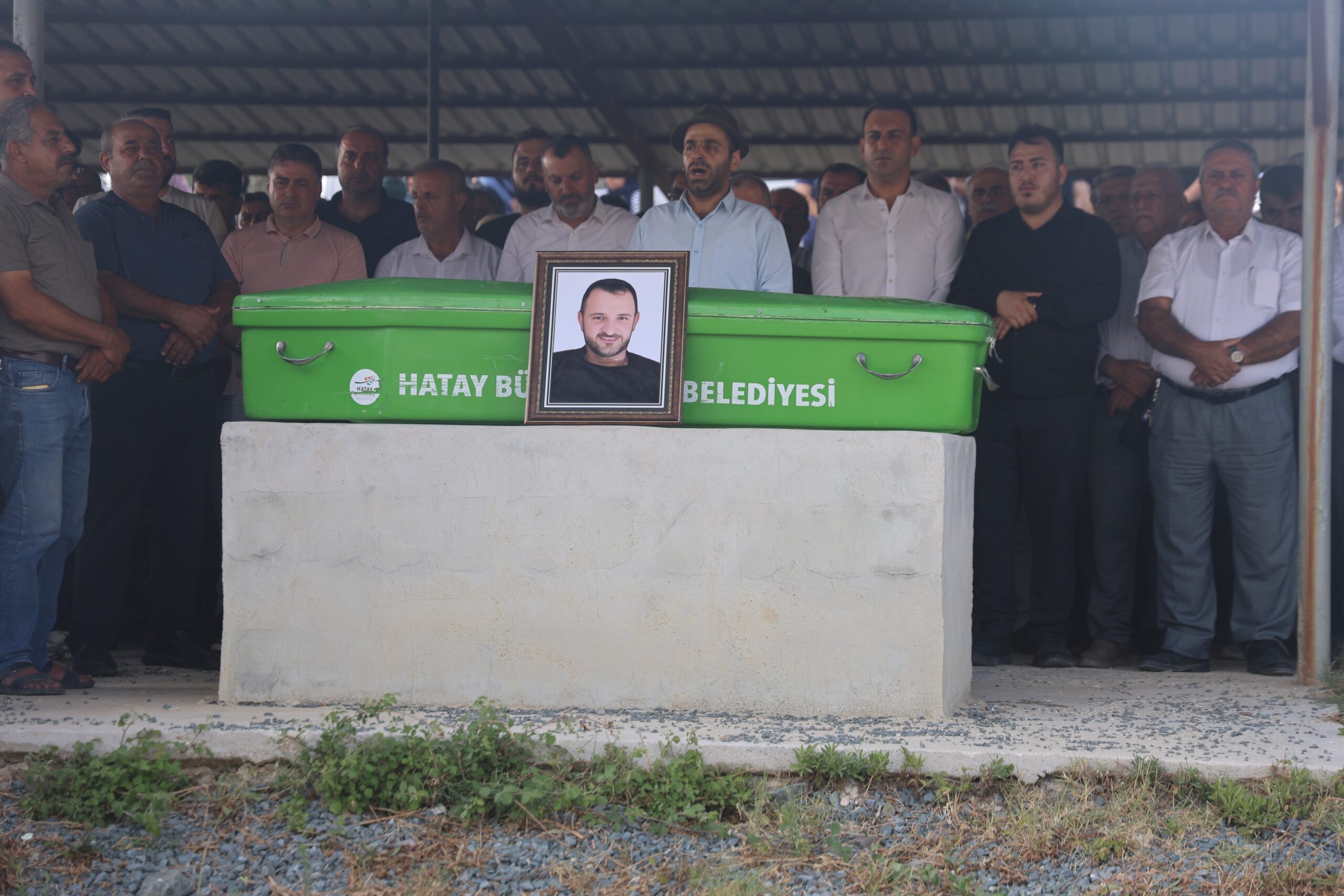 Hatay'ın Samandağ ilçesinde meydana gelen trafik kazası sonrası çıkan kavgayı