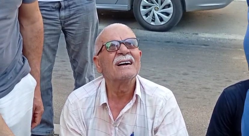 Maltepe'de beş katlı bir binanın dördüncü katında çıkan yangında yaşlı
