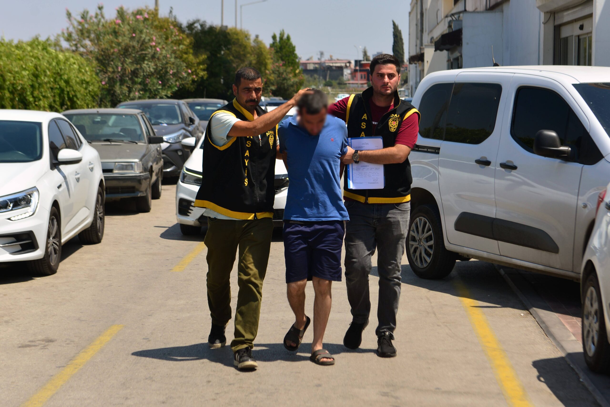 Adana'da yaşanan elim bir olayda, annesinden istediği parayı alamayan şahıs,
