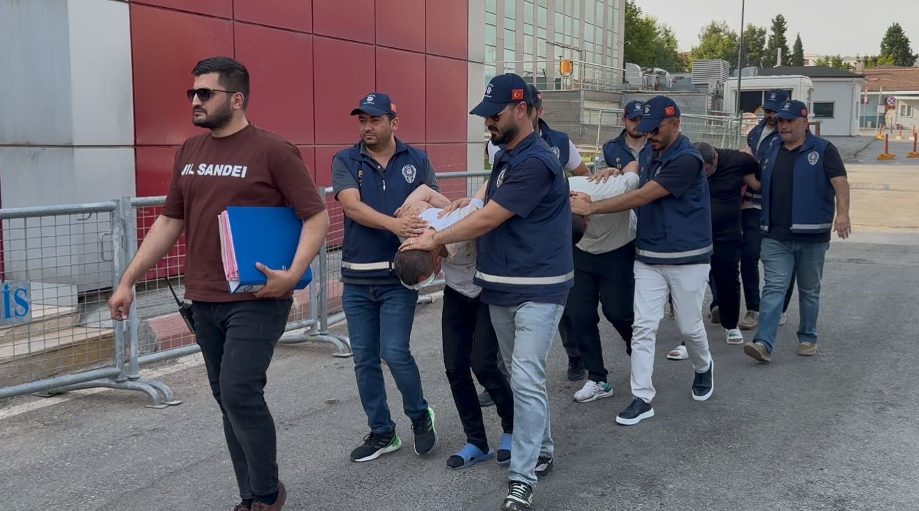 Gaziantep'te bir kuyumcu toptancısının silahlı saldırı sonucu 18 kilogram altınının