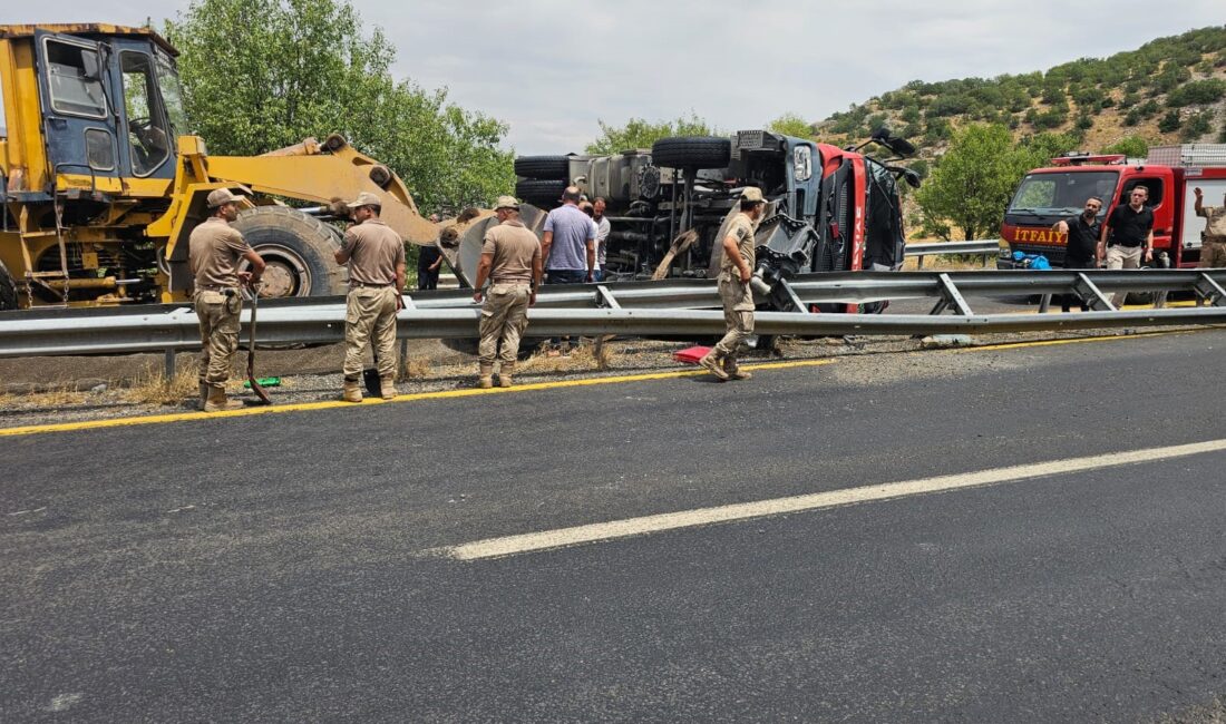 Diyarbakır'ın Ergani ilçesinde, ormanlık alanda çıkan yangına müdahale etmek üzere