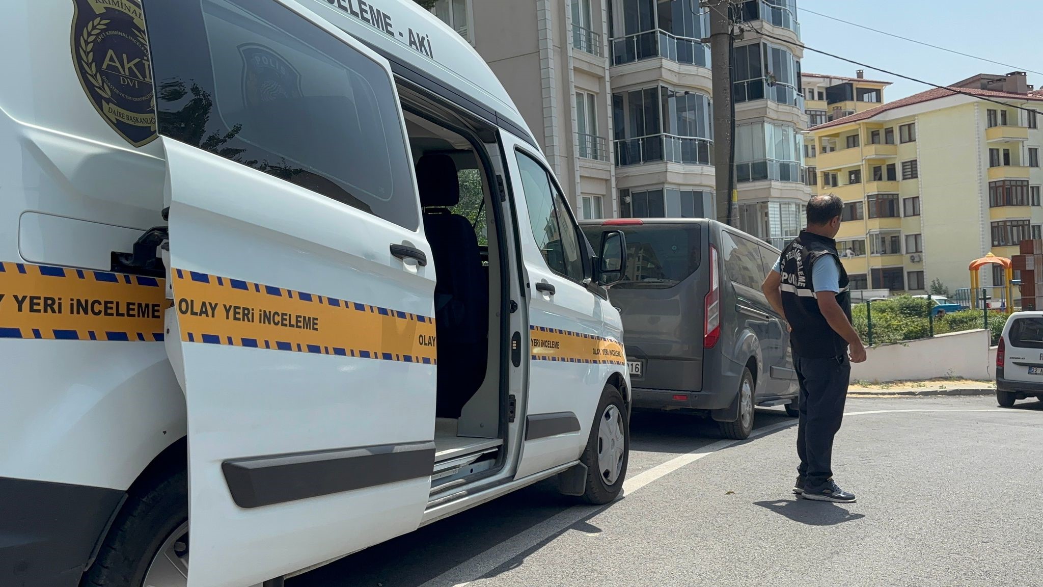 Edirne'de, kendisinden günlerdir haber alınamayan 75 yaşındaki bir şahıs, apartmanda