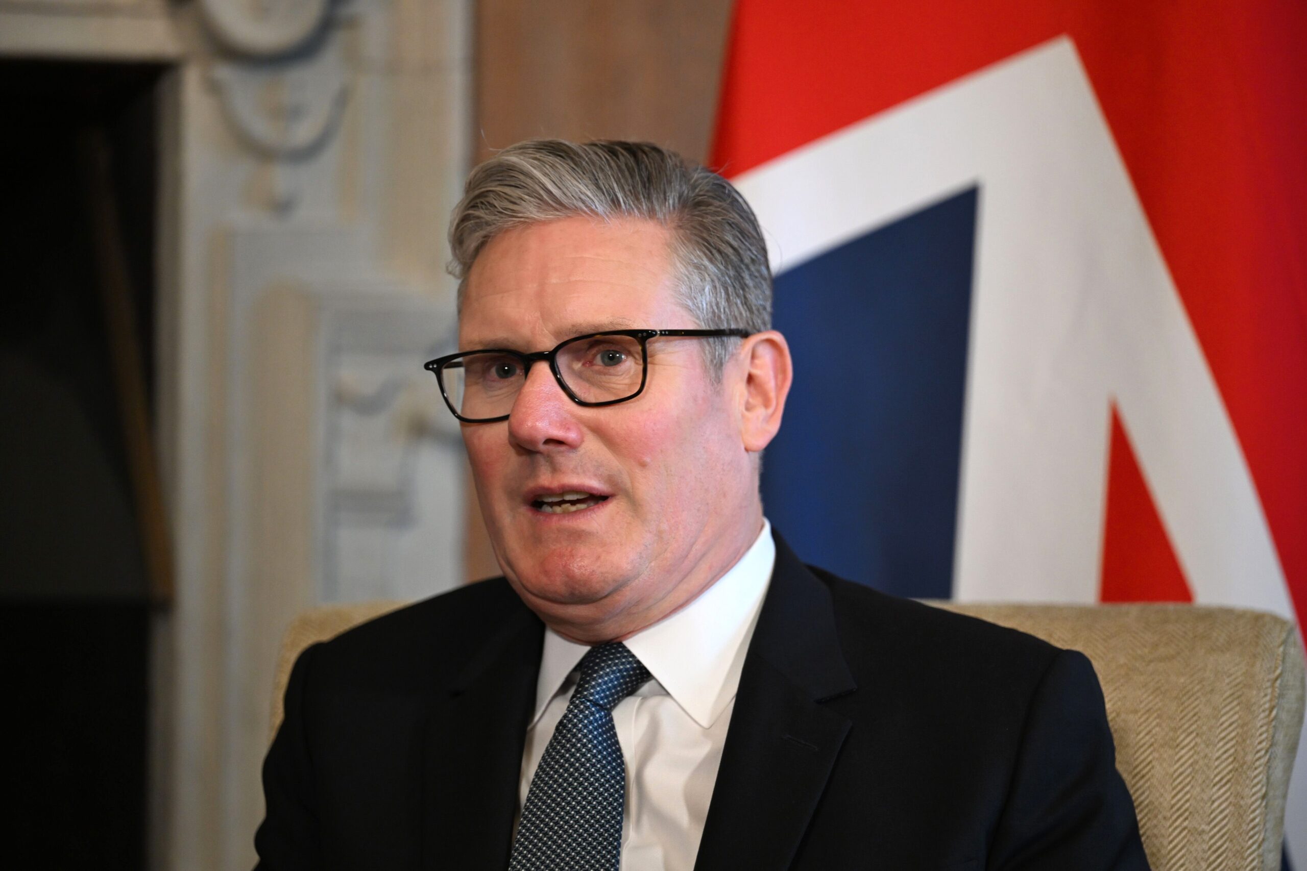 İngiltere Başbakanı Keir Starmer, Londra'da yaptığı açıklamada, İsrail'in Gazze'deki insani