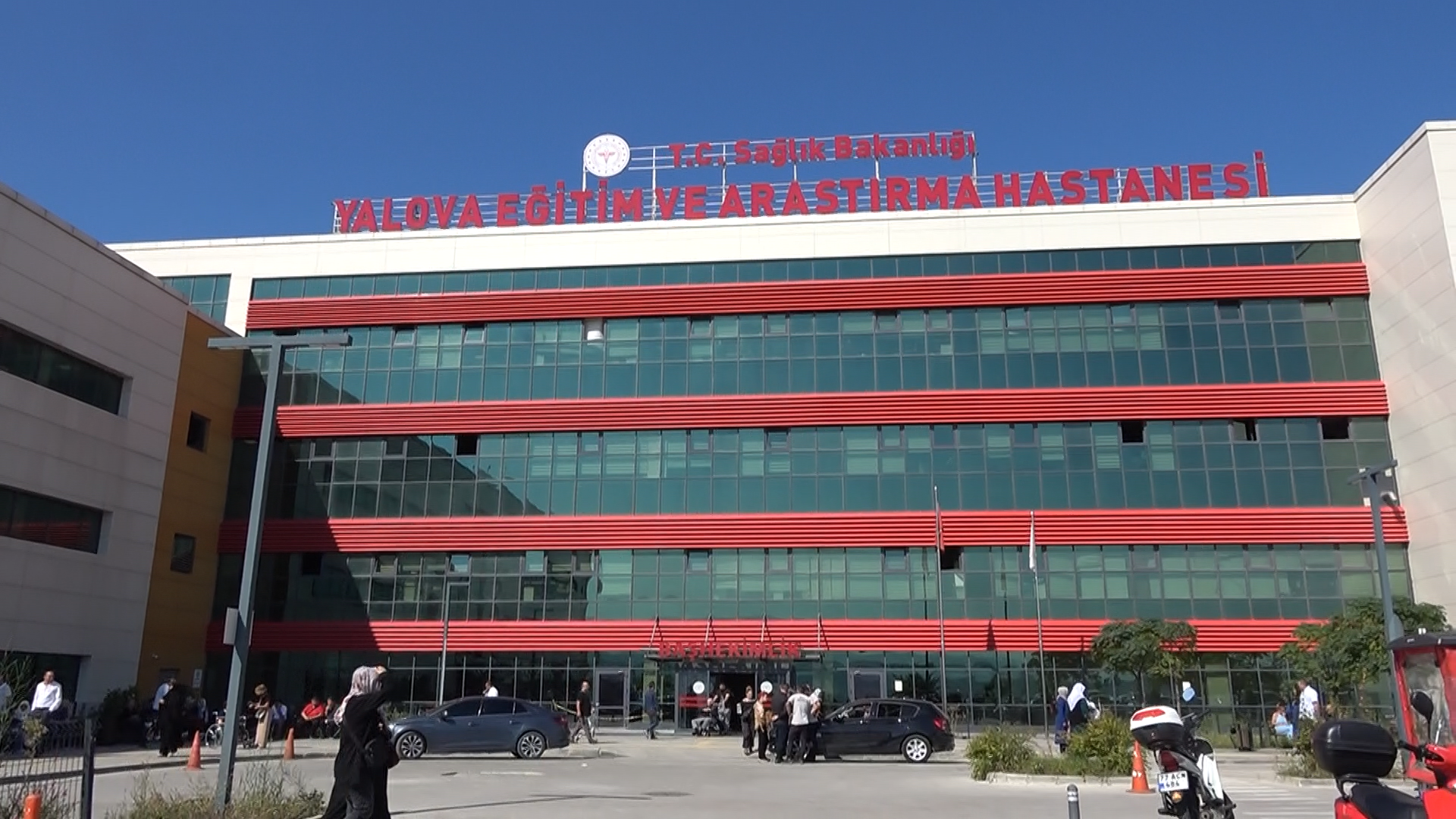 Yalova'da, dört farklı firmada çalışan ve aynı yemek şirketinden hizmet