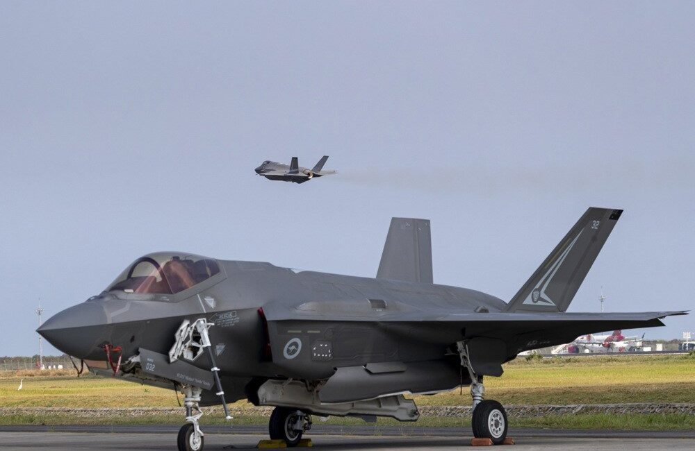 ABD’nin California eyaletindeki Lemoore Donanma Hava Üssü yakınlarında bir F-35