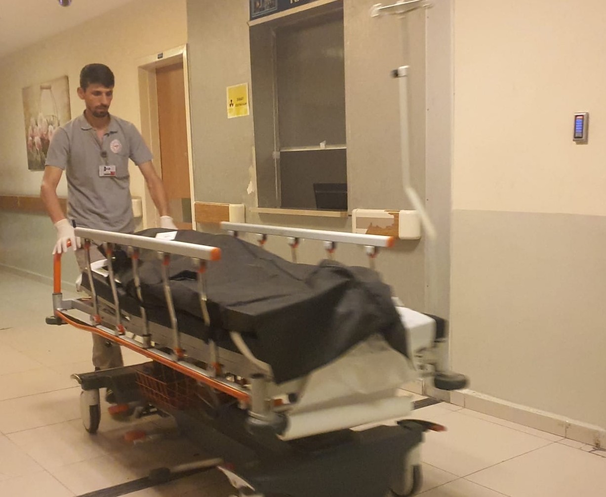  Bursa'nın İnegöl ilçesinde faaliyet gösteren bir mobilya imalathanesinde 3. kattan