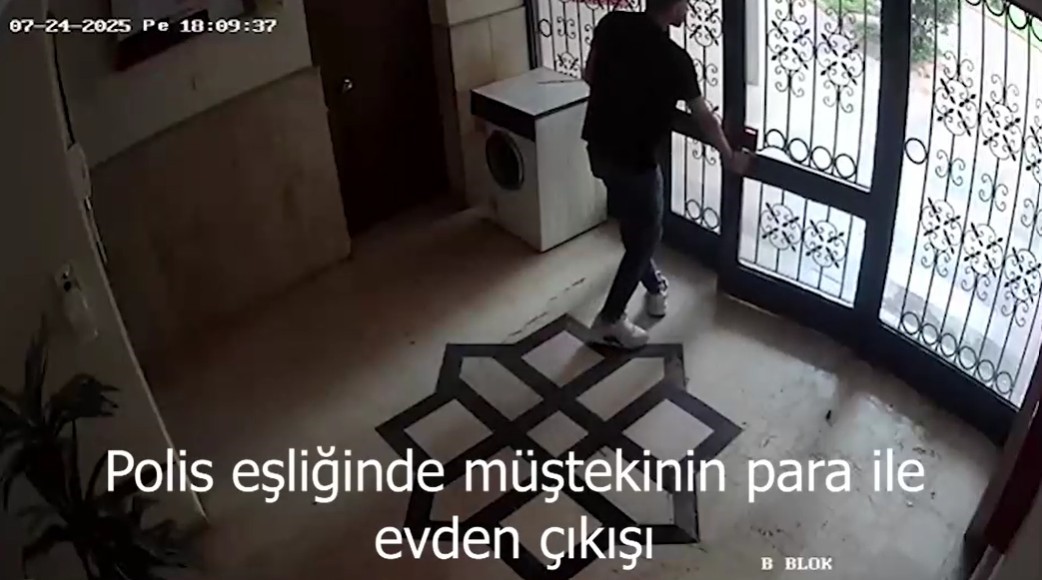 Antalya'da kendisini istihbarat görevlisi olarak tanıtarak bir vatandaşı dolandırmaya çalışan