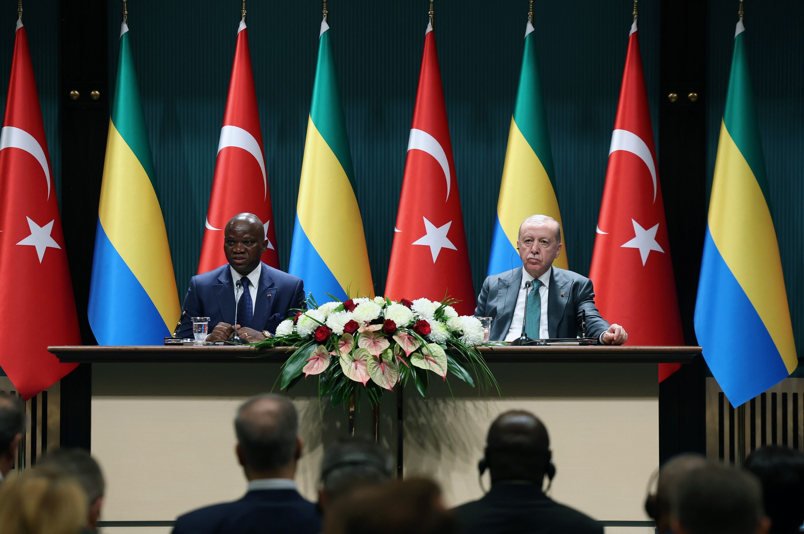 Ankara'da bir araya gelen Türkiye Cumhurbaşkanı Recep Tayyip Erdoğan ve
