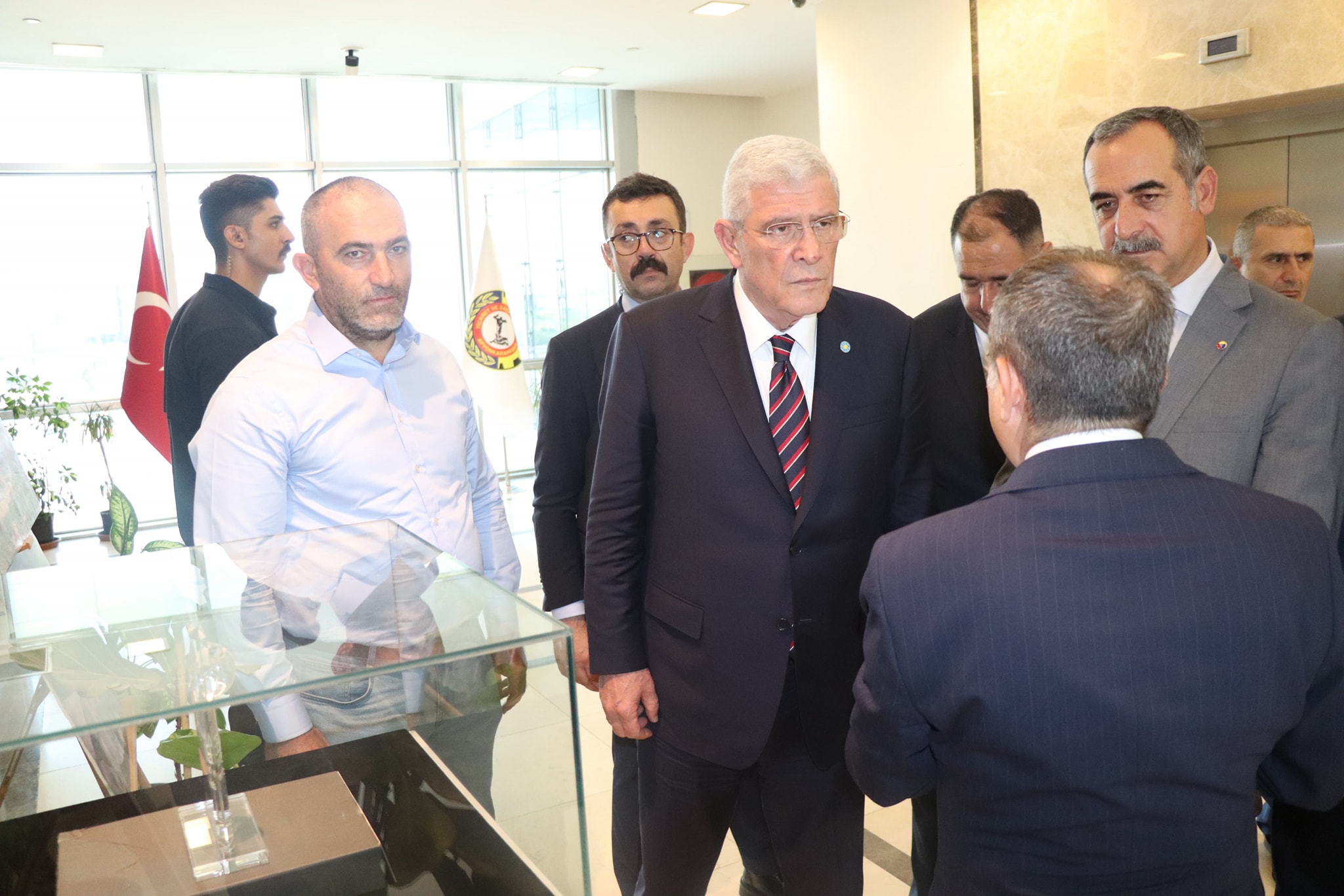 
Afyonkarahisar Ticaret ve Sanayi Odası Yönetim Kurulu Başkanı Hüsnü Serteser’i
