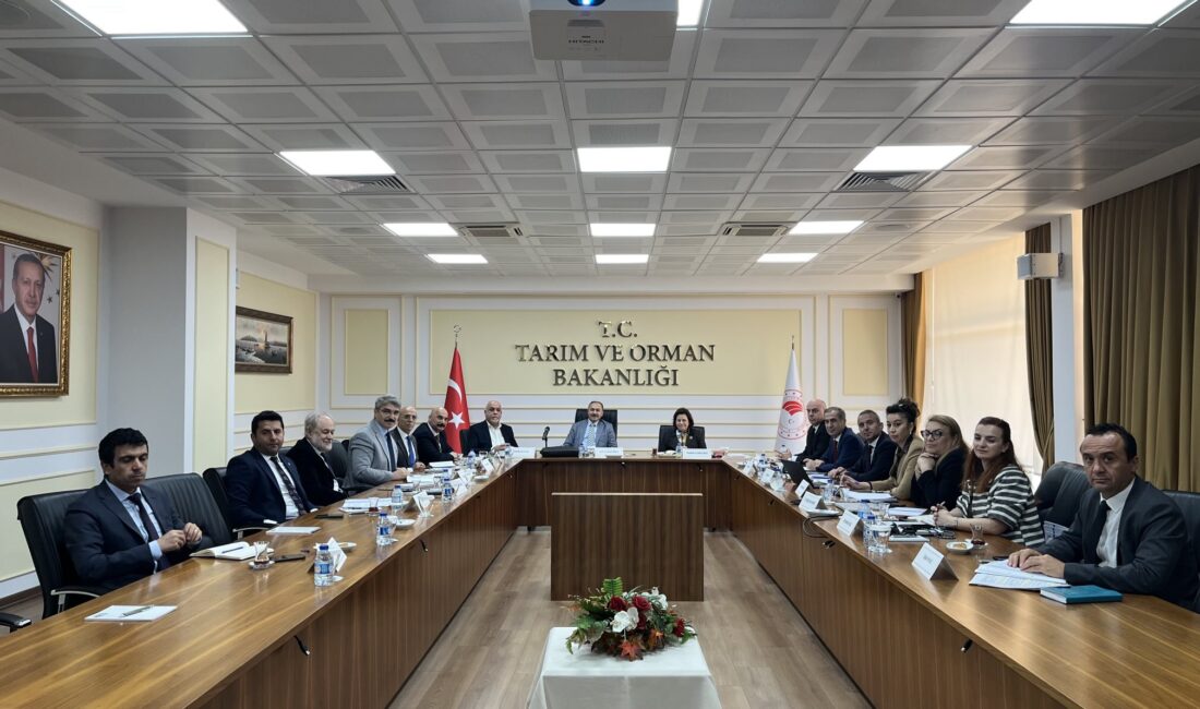 Eski Bakan Veysel Eroğlu’nun da katıldığı toplantıda, Türkiye ile Irak