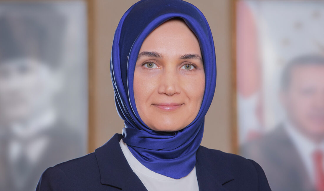 Vali Yiğitbaşı, şehitlerimiz için mesaj yayınladı! Afyonkarahisar Valisi Doç. Dr. Kübra Güran Yiğitbaşı, Pençe-Kilit Harekâtı bölgesinde