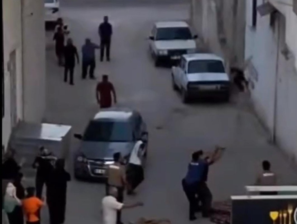 Şanlıurfa'nın Birecik ilçesinde, ailesiyle yaşadığı bir tartışma sonrası oturduğu evin