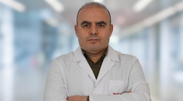 İstanbul'da görev yapan Genel Cerrahi Uzmanı Op. Dr. Yunus Topal,