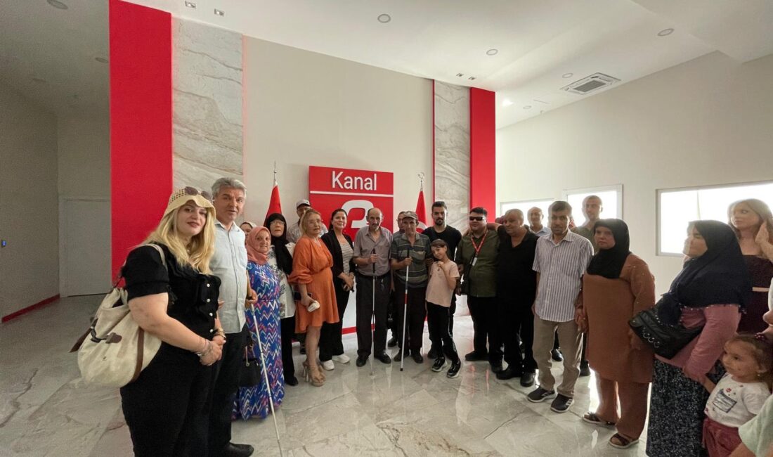 Afyonkarahisar'dan 20 görme engelli birey ve refakatçileri, "farkıMda mısın?" projesi