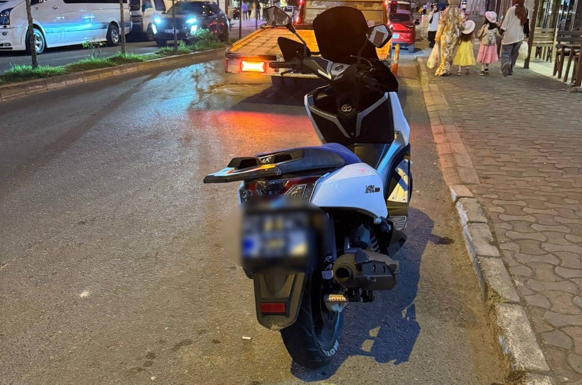 Giresun'da, polis ekiplerinin "dur" ihtarına uymayan bir motosiklet sürücüsü, aracını