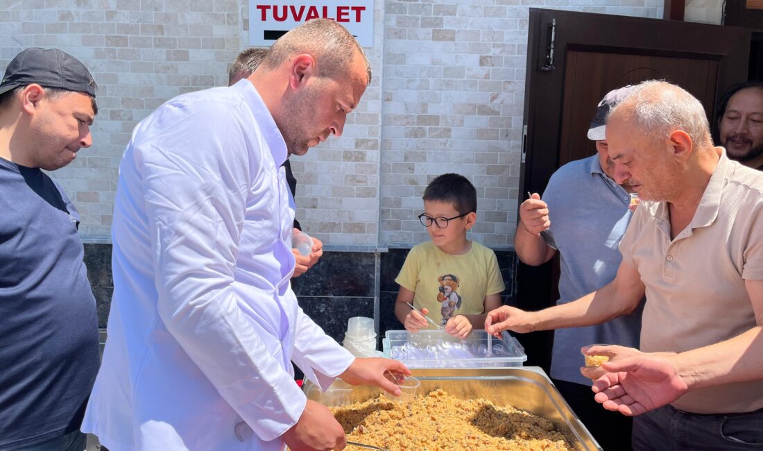 Afyonkarahisar’ın Nazmi Saatçi Mahallesi’nde, mahalleye ismini veren merhum Nazmi Saatçi’nin