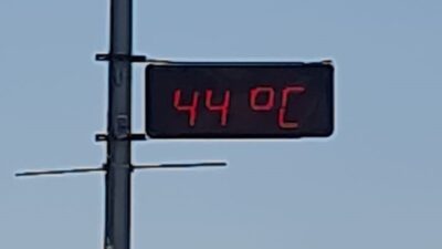 Afyonkarahisar'ın Şuhut ilçesi, son yılların en sıcak günlerinden birini yaşarken