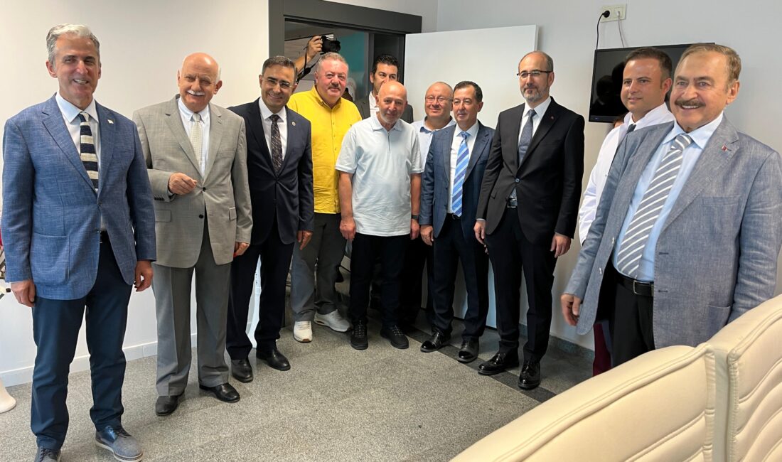 Afyonkarahisar Devlet Hastanesi’nde, obeziteyle mücadelede önemli bir adım atılarak Obezite