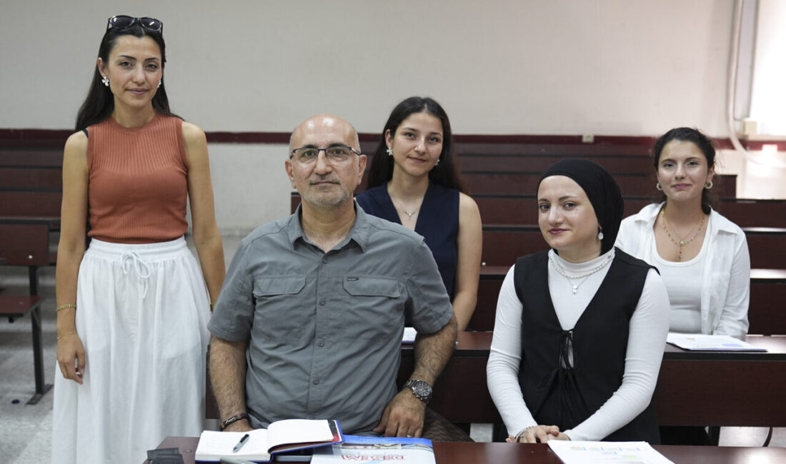 Türk Silahlı Kuvvetleri’nde 26 yıl görev yaptıktan sonra emekli olan