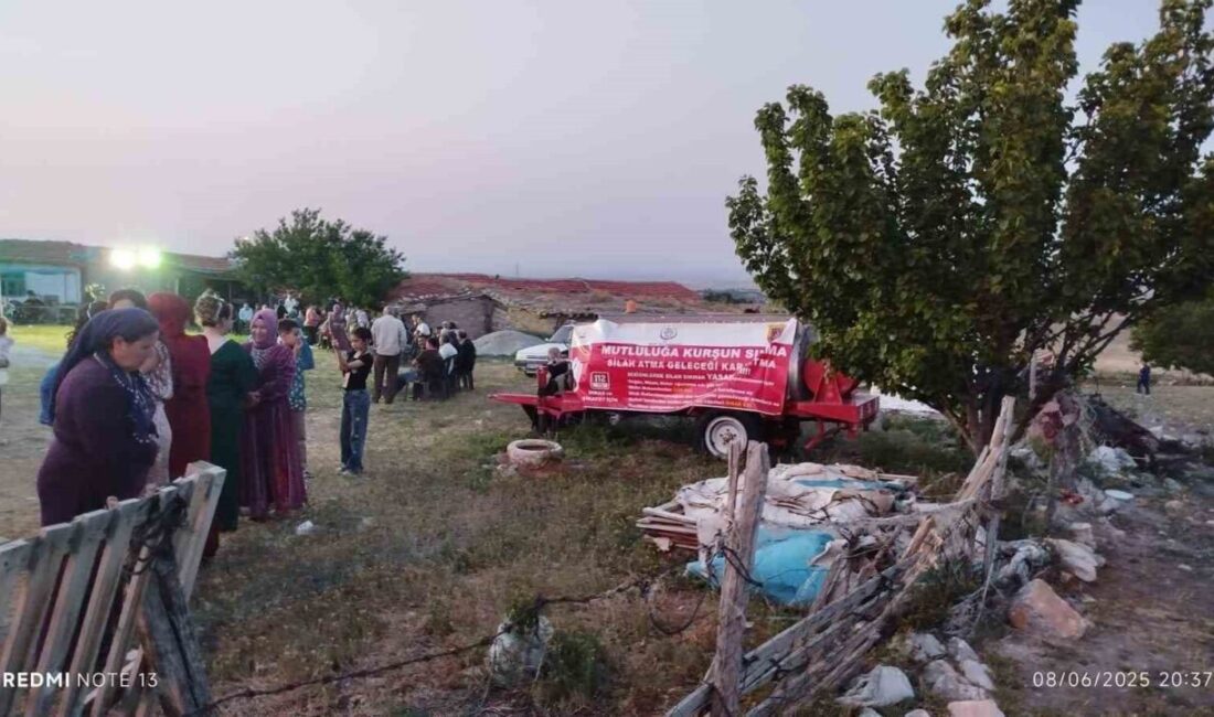 Afyonkarahisar’ın Bayat ilçesinde polis ve jandarma ekipleri huzur ve asayişin