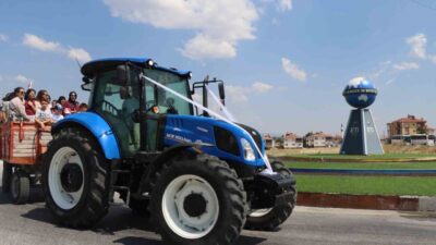 Eskişehir’in Seyitgazi ilçesi Kırka mahallesi halkı minik Eymen’in sünnet düğünü