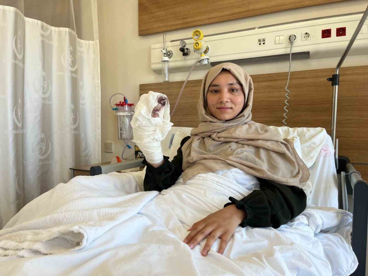 Çin zulmü altındaki Doğu Türkistan’da 7 aylıkken eline kaynar su