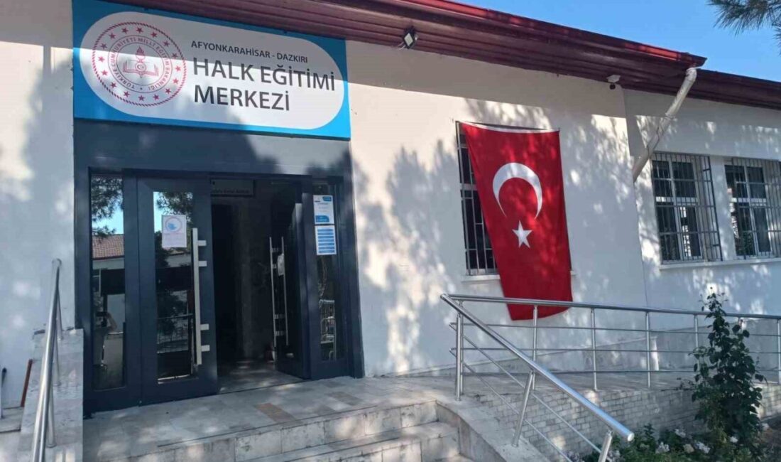 Cumhurbaşkanı Erdoğan’ın çağrısı Afyonkarahisar’da karşılık buldu Cumhurbaşkanı Recep Tayyip Erdoğan’ın "Terörsüz Türkiye" sürecine ilişkin yaptığı ülke