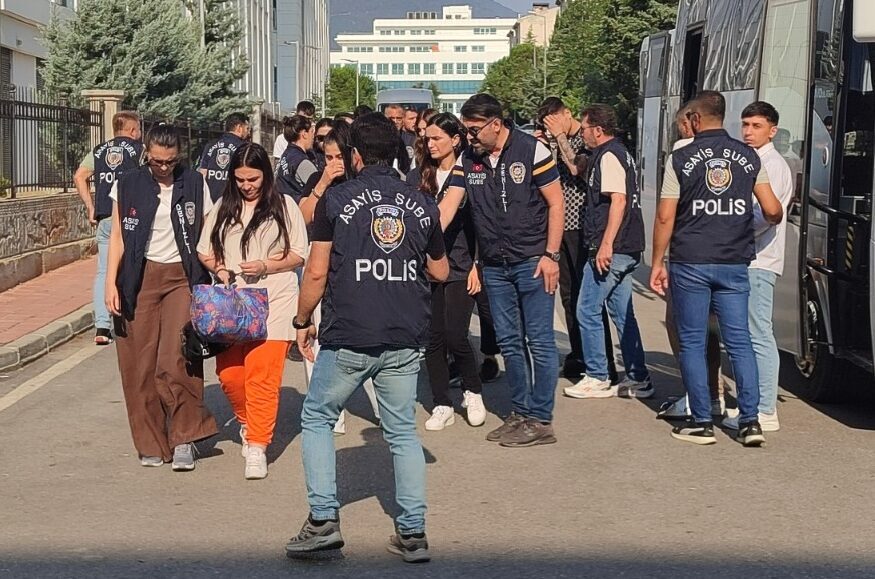 Denizli merkezli 6 ilde, 4 Temmuz'da gerçekleştirilen dolandırıcılık operasyonuyla ilgili