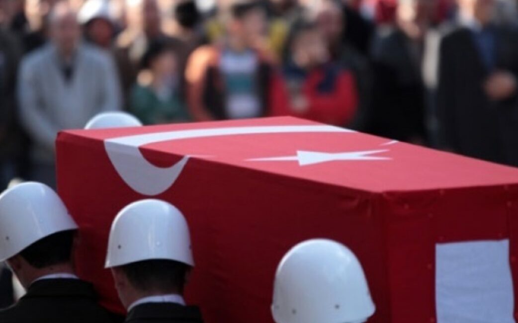 • Ege Akar – İstihkam Üsteğmen • Abdurrahman Akdoğan –