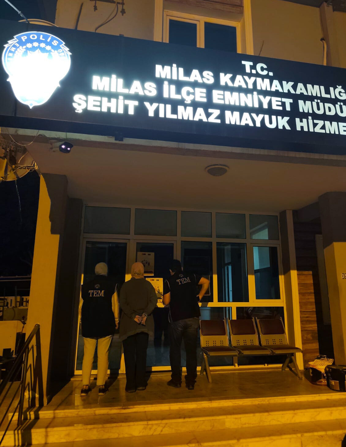 Muğla'nın Milas ilçesinde FETÖ üyeliği suçlamasıyla aranan kişi, sahte kimlikle