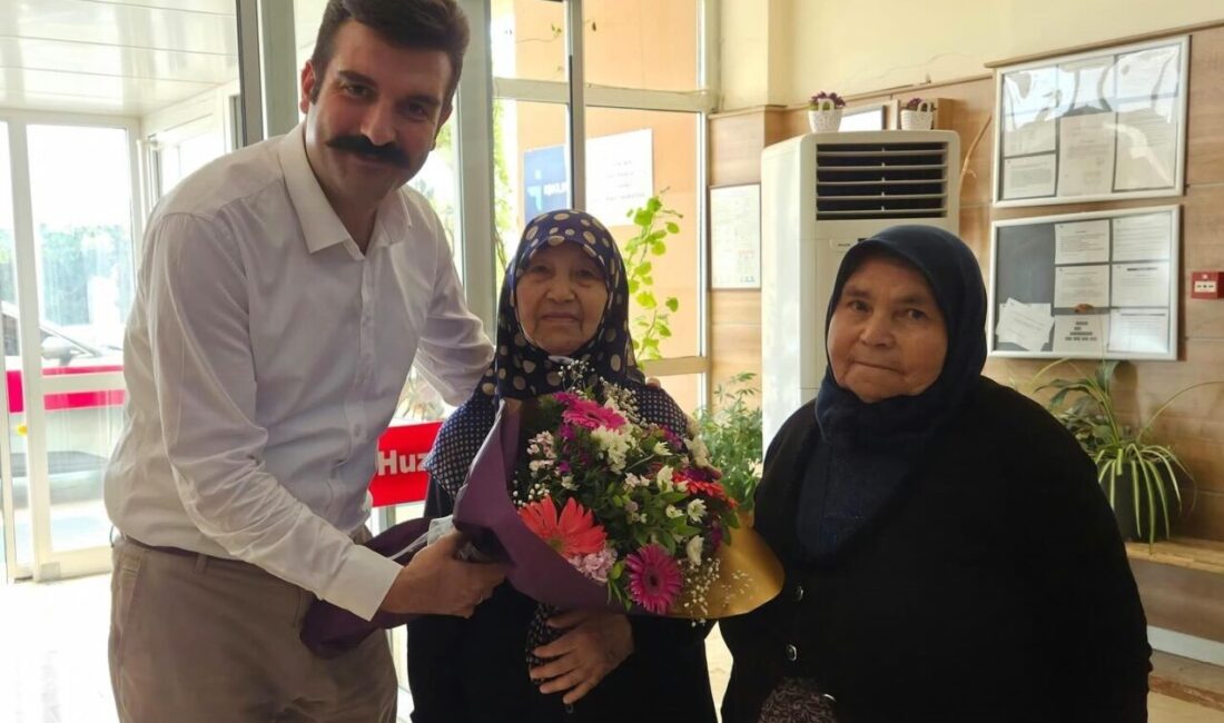 Yosunkaya’dan huzurevi sakinleriyle buluştu Afyonkarahisar Sandıklı Kaymakamı Selçuk Yosunkaya, kurum ziyaretleri kapsamında Sandıklı Sosyal