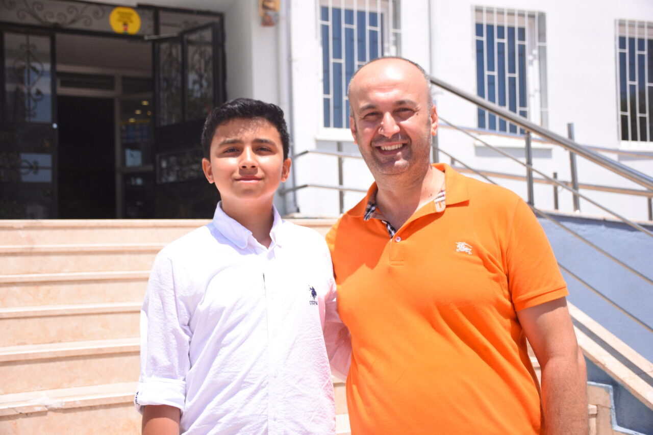 Liselere Geçiş Sistemi (LGS) kapsamındaki merkezi sınavda tam puan alan