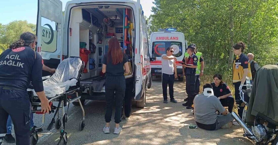 Bilecik’in Pazaryeri İlçesi’nde motosikletin yoldaki çukura girmesi sonucunda meydana gelen