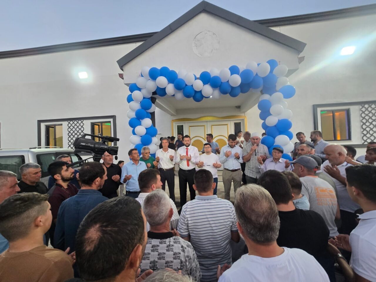 AFYONKARAHİSAR (AA) – Sandıklı ilçesine bağlı Akharım belediyesi "Aile Yılı"