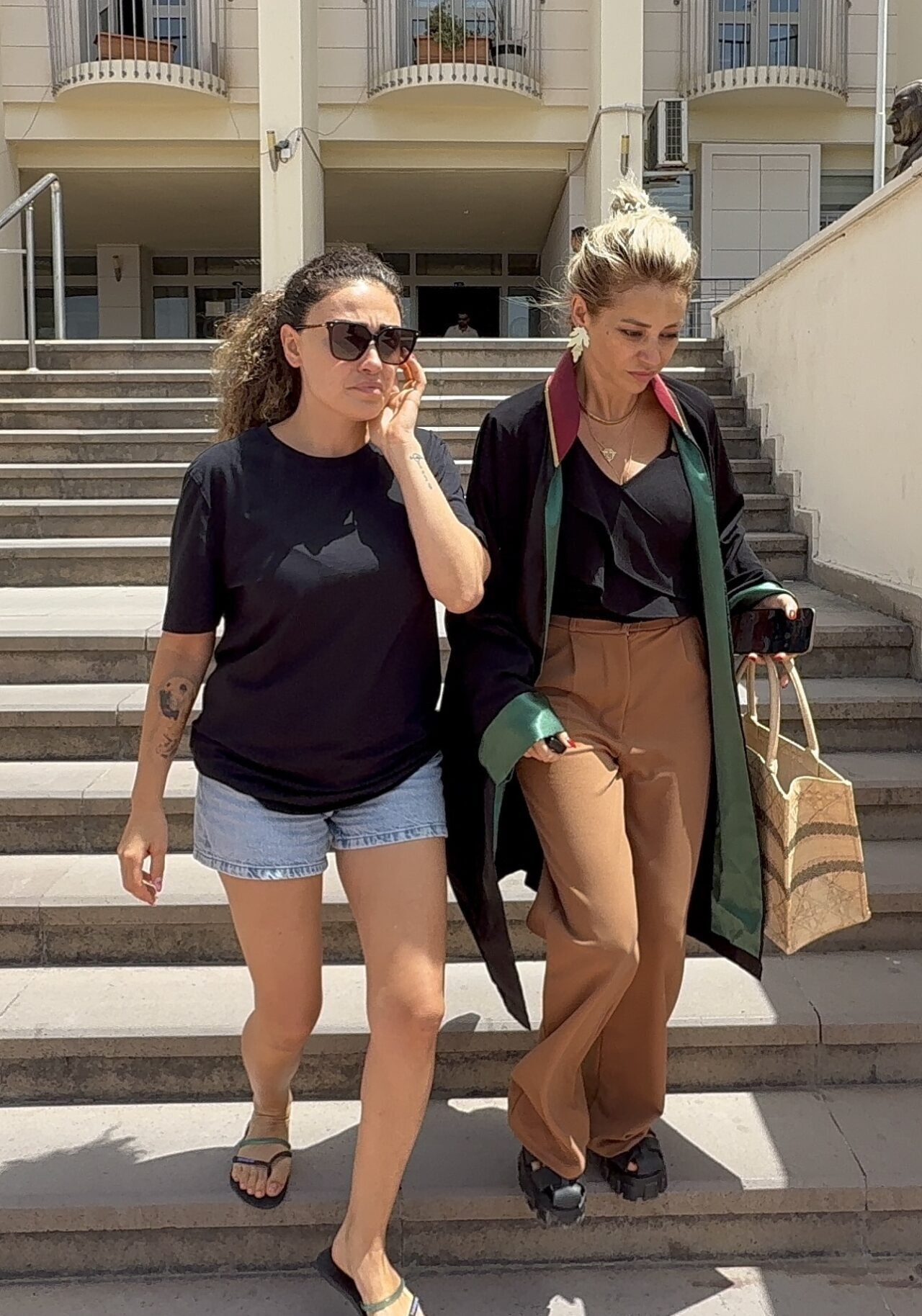 Muğla’nın Bodrum ilçesinde, polisin üzerine araç sürdüğü iddiasıyla gözaltına alınan