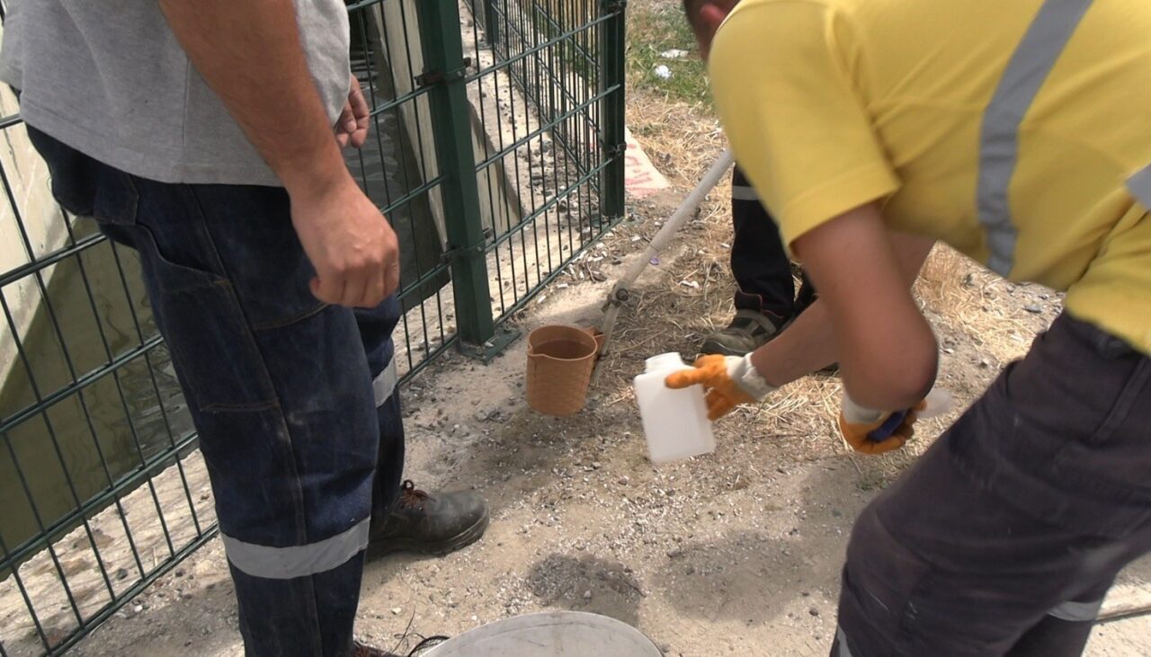 Kütahya’nın Tavşanlı ilçesinde yaşanan balık ölümleri bölge halkını ve yetkilileri