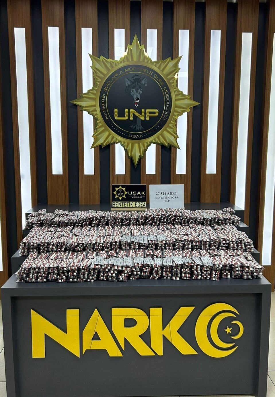 Uşak'ta düzenlenen uyuşturucu operasyonunda gözaltına alınan şüpheli tutuklandı.
