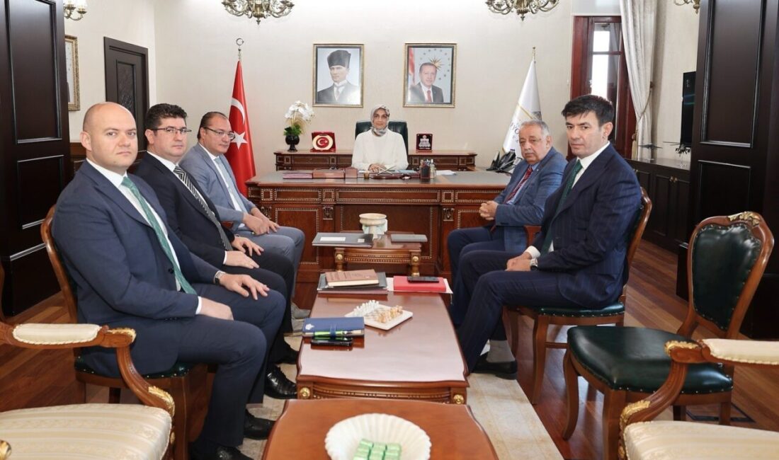 Vali Yiğitbaşı değerlendirme toplantısı gerçekleştirildi Afyonkarahisar Valisi Doç. Dr. Kübra Güran Yiğitbaşı’nın başkanlığında, il genelindeki