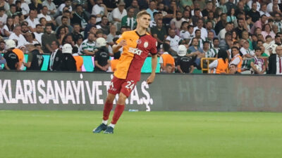 Galatasaray, Danimarkalı futbolcusu Elias Jelert’in İngiltere Championship ekiplerinden Southampton’a satın