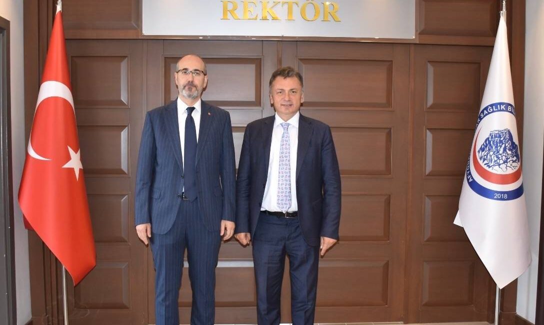 
Afyonkarahisar İl Sağlık Müdürü Dr. Hakkı Öztürk, Afyonkarahisar Sağlık Bilimleri