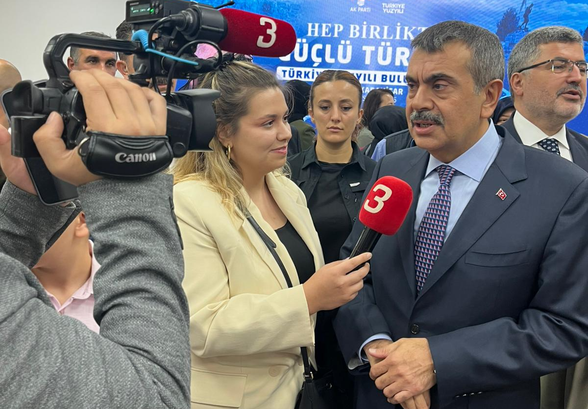 “Eğitim politikamızı vatandaşla birlikte yazıyoruz” Milli Eğitim Bakanı Yusuf Tekin,