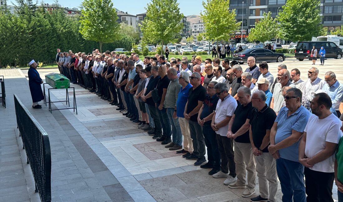 
Afyonkarahisar basınında sevilen isimlerden, Gazete 3 köşe yazarımız ve ekonomist