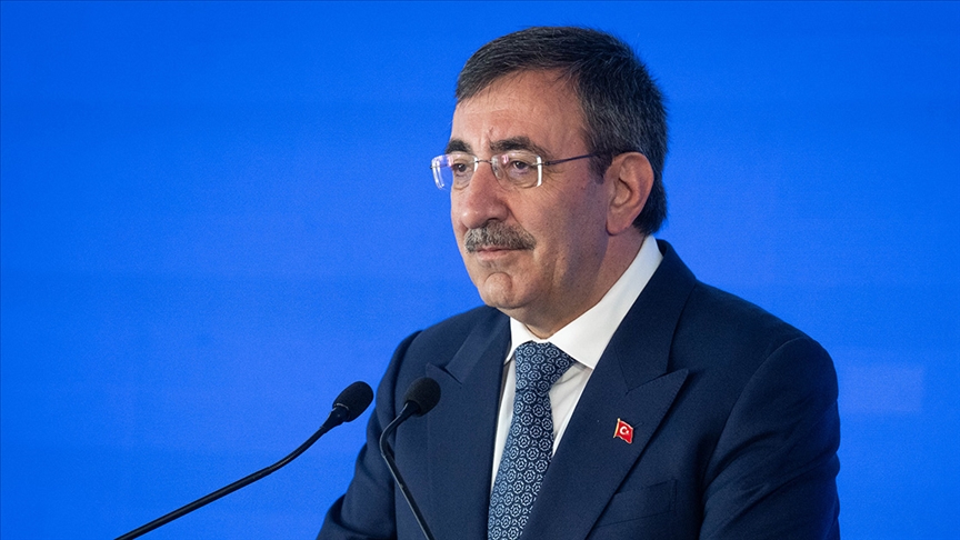 Cumhurbaşkanı Yardımcısı Cevdet Yılmaz, istikrarlı ve dengeli büyüme anlayışıyla istihdam