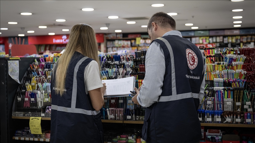 Ticaret Bakanlığı ekipleri, 2025-2026 eğitim ve öğretim yılı öncesinde kırtasiye